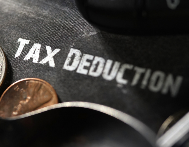 Small Business Tax Deductions : Top 10 Listed On 2023